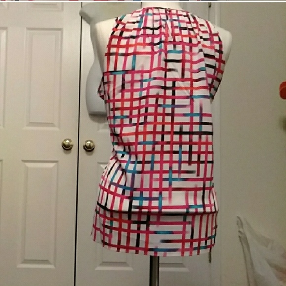 Multi-colored Top - Picture 3 of 4